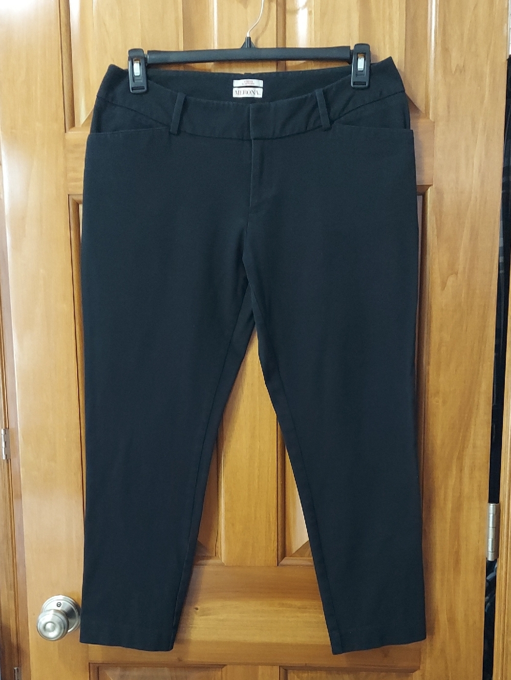 Merona Black Ankle Crop Stretchy Pants Straight Leg  Pockets Size 12 Like New